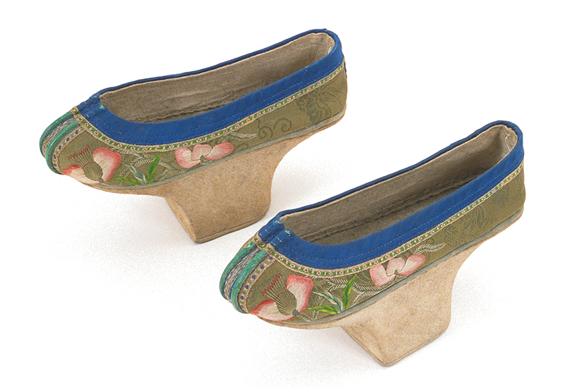 【たかい】高底鞋：ガオディシェ　中国　19世紀末-20世紀初め